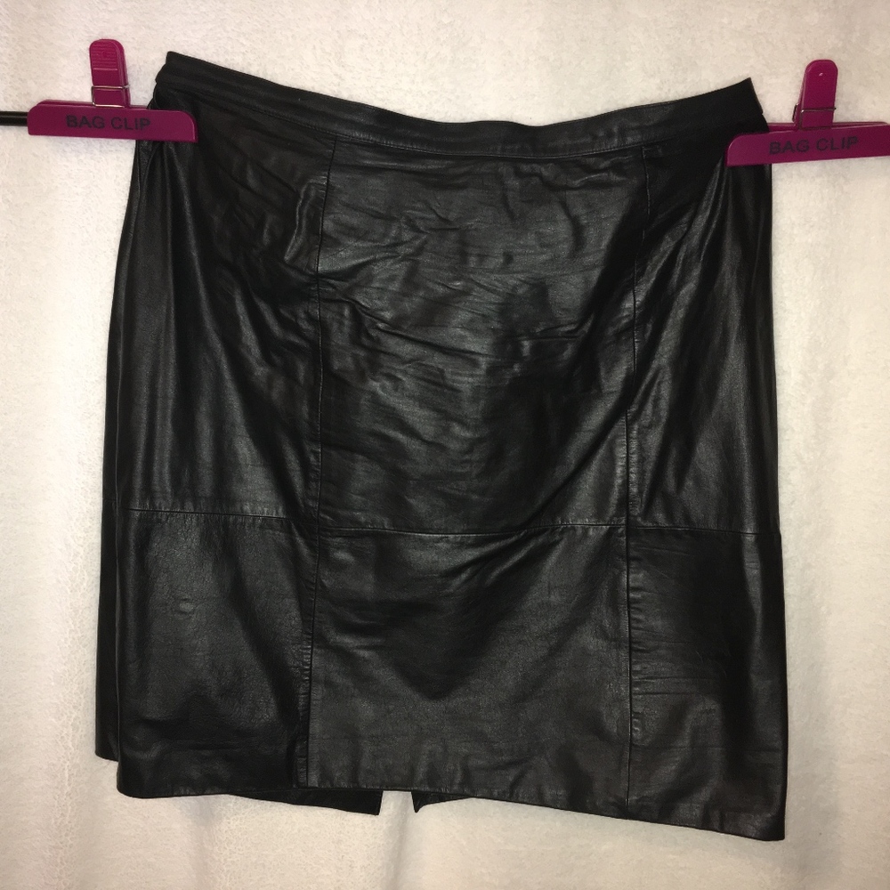 🔥FLASH SALE🔥  ADRIAN JORDAN BLACK LEATHER SKIRT